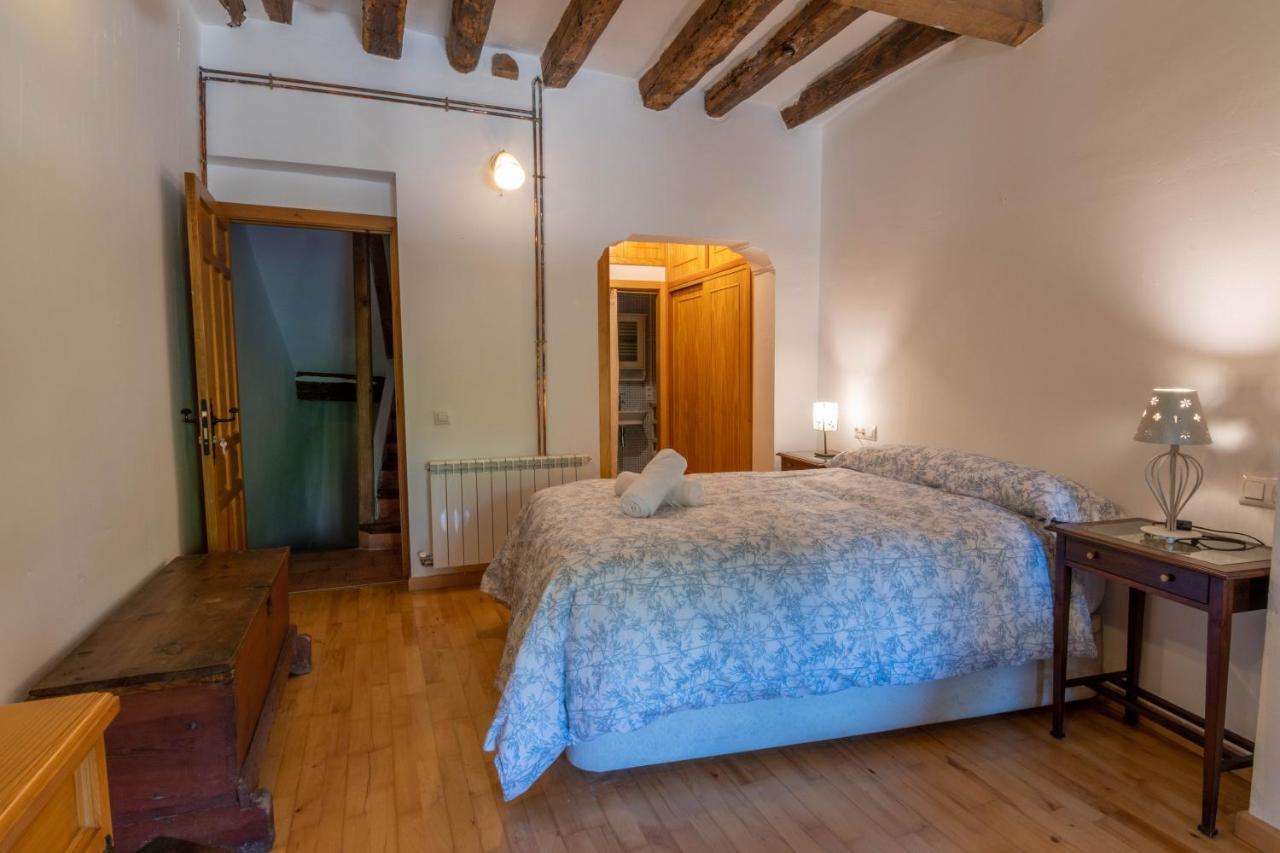 Peralta Zapateria Villa Cuenca  Luaran gambar