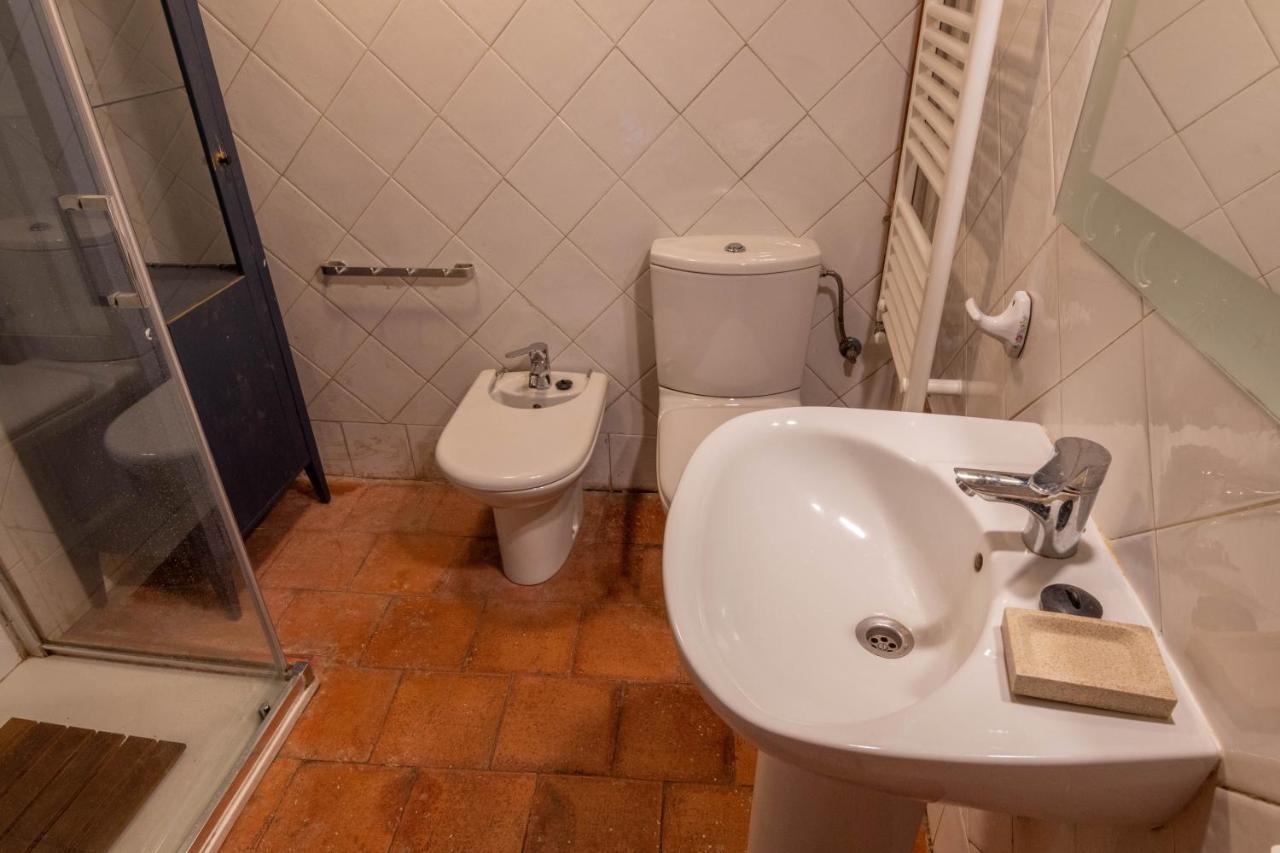 Peralta Zapateria Villa Cuenca  Luaran gambar